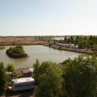 Vue incroyable sur l'étang du Camping le Bateau